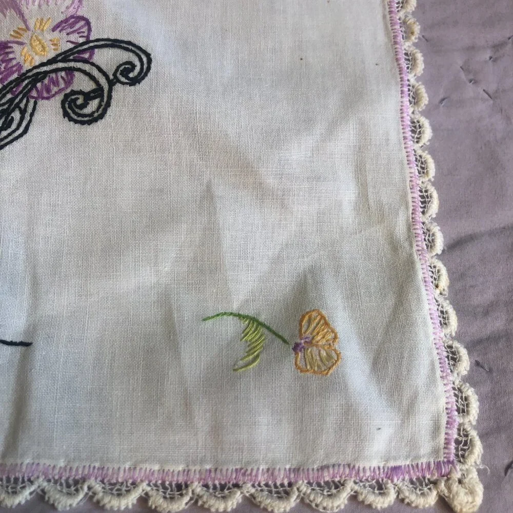 N/A vintage embroidered